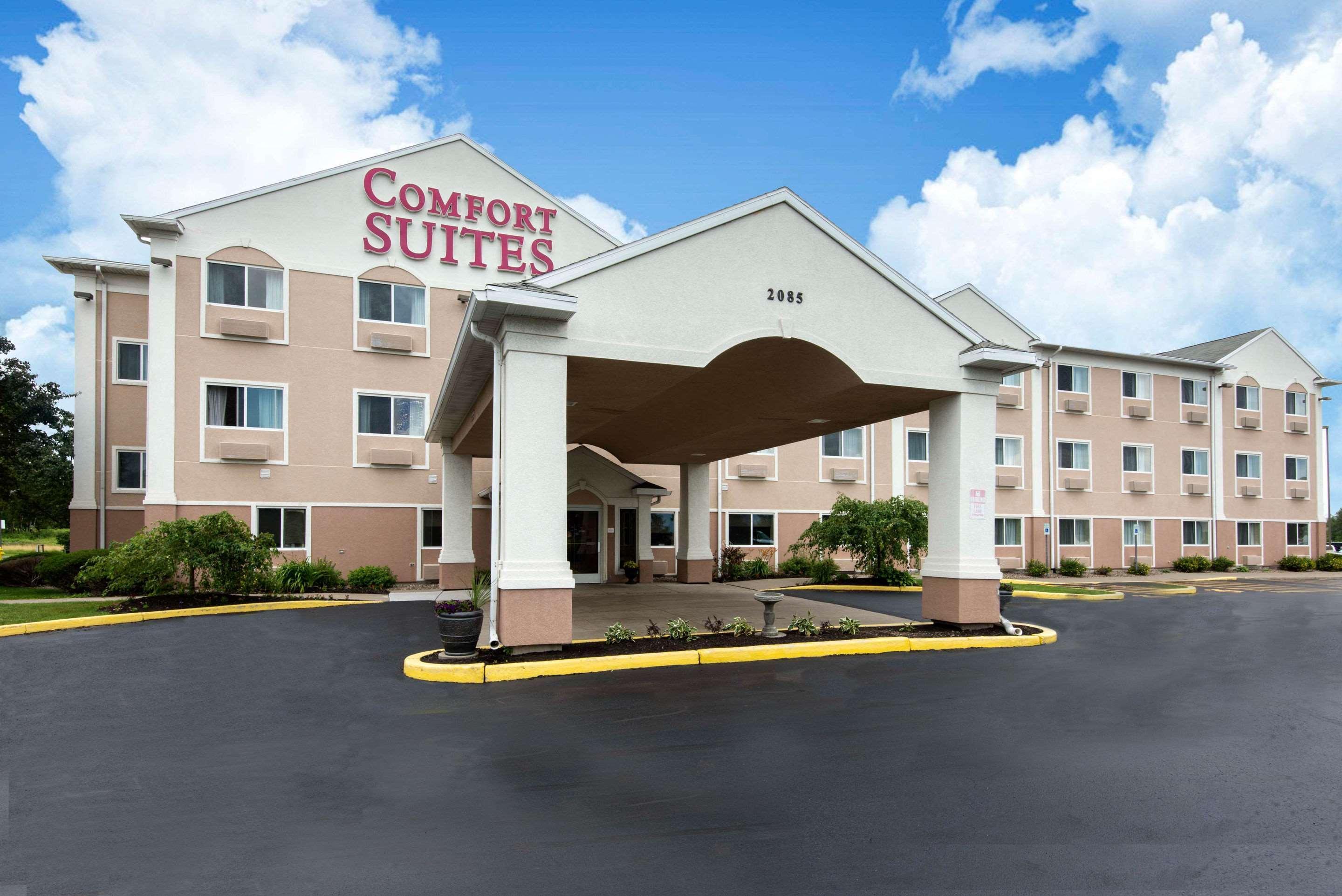 Comfort Suites Rochester Henrietta University Area Zewnętrze zdjęcie